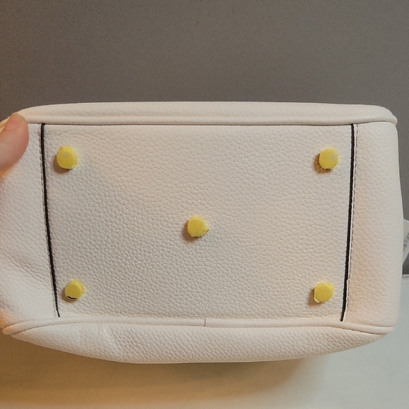 White Leather Doctor Bag w/ Gold Hardware NWT - Picture 4 of 11